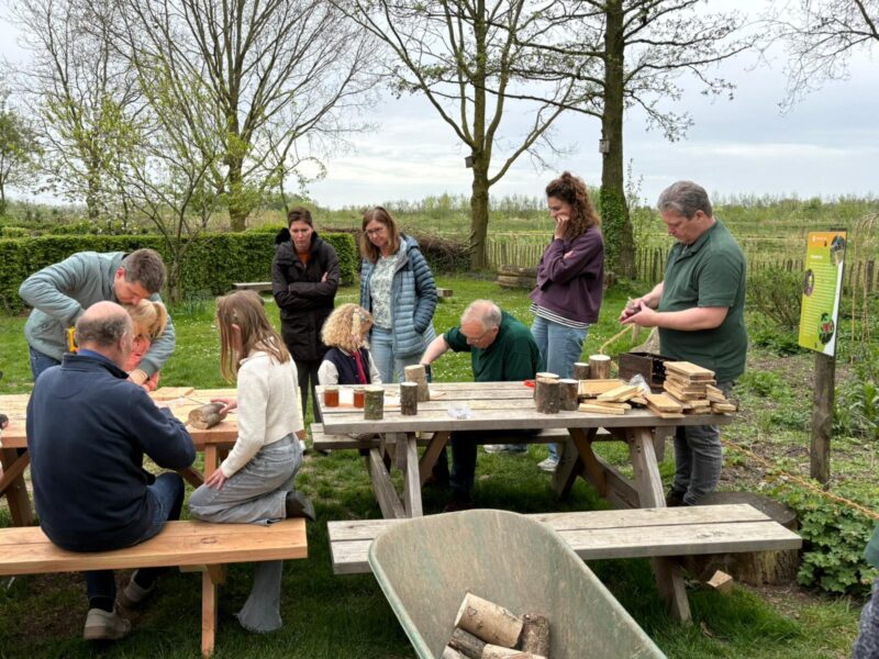 Blij met mijn bijenhotel